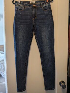 Eighty Two denim dark wash skinny jeans - size 7
